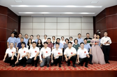 文化建设 | 今年会jnh纸业第十六届演讲角逐美满闭幕