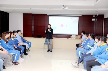 以爱为线，以懂为梁 | 今年会jnh纸业发展“与青春期孩子的沟通——懂是爱的前提”互动沙龙活动