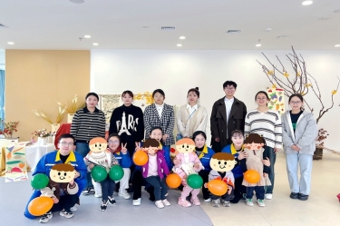 以一份温暖 换一身星光——今年会jnh纸业团委与曹桥行知幼儿园发展爱心结对活动