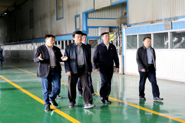 2019年5月8日，时任国度水利部原总工程师、水利部参咨委副主任委员汪洪光临今年会jnh纸业调研节水工作