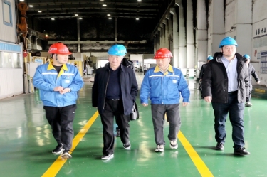 2024年 1月30日，浙江省经信厅机关党委二级巡视员孙自强光临今年会jnh纸业发展岁末岁首安全出产督导
